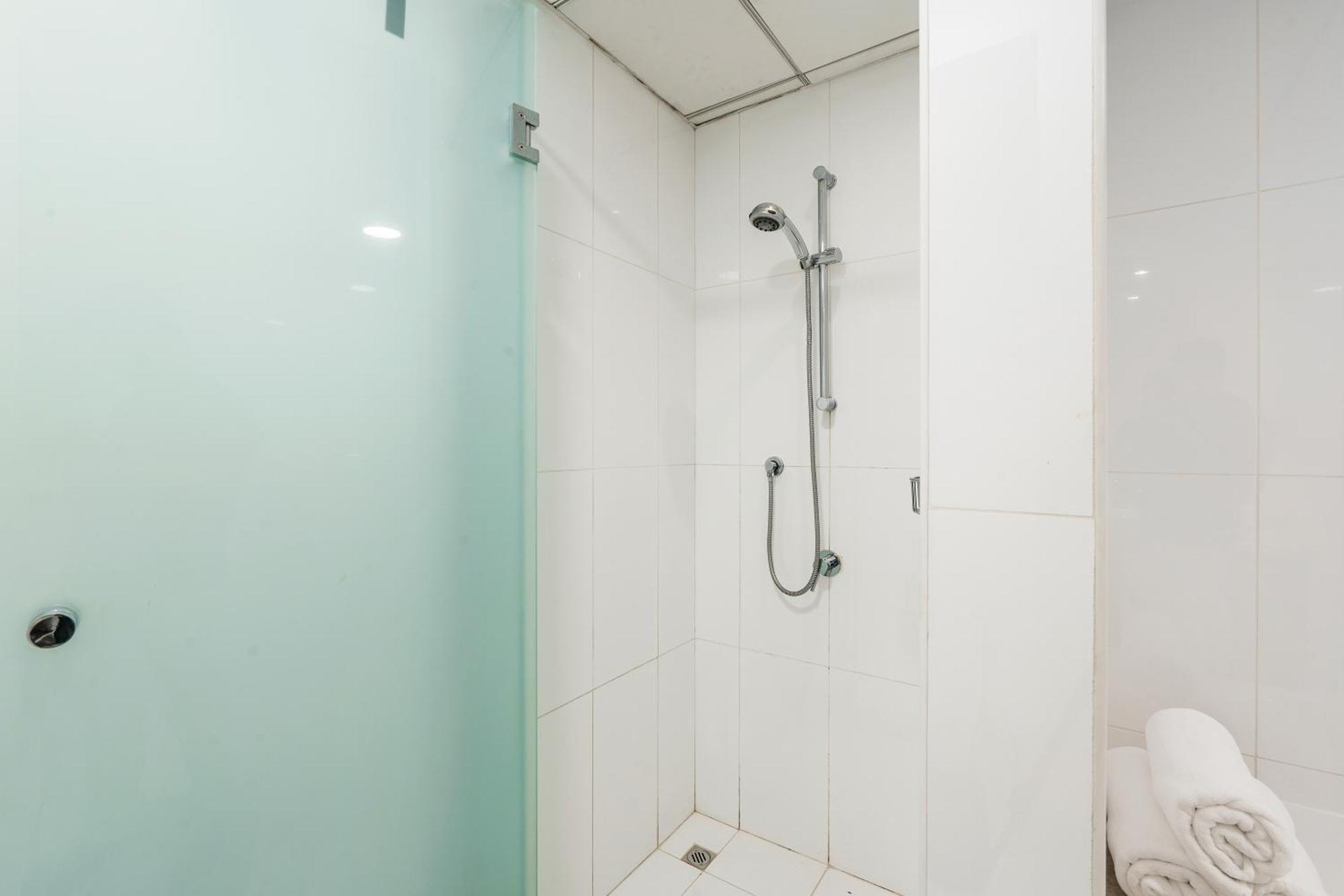 2br In Downtown With Burj Khalifa & Fountain Views