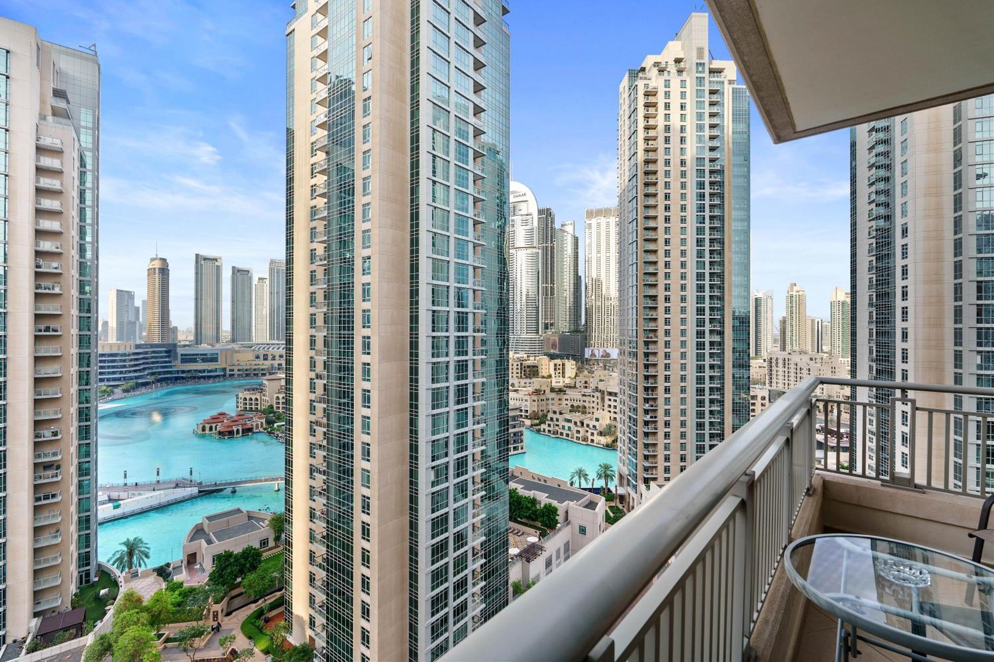 Apartment 2br In Downtown With Burj Khalifa & Fountain Views *